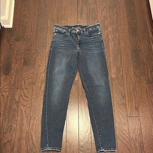 Lucky brand Ava Skinny jeans. Size 28.